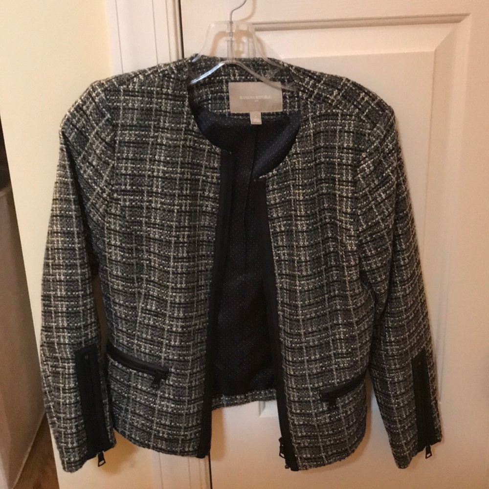 Banana Republic size 2 blazer